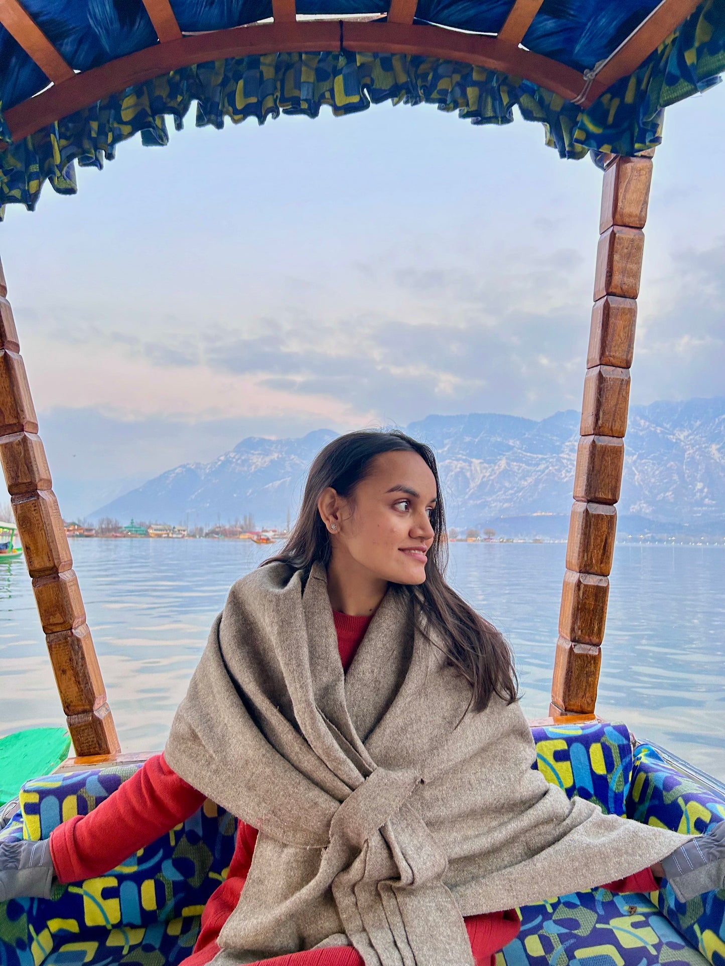 HIMALIYAN DRAPED SHAWL
