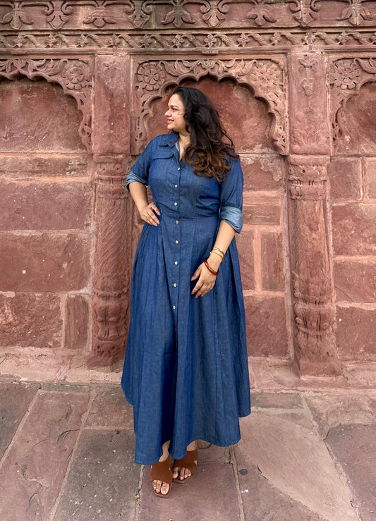 THE DENIM CURVE DRESS